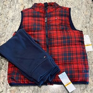 NWT Tommy Hilfiger boys 3T puffer vest with matching pants in red and navy
